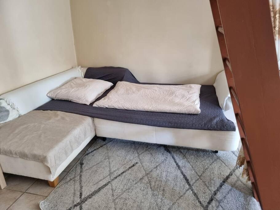 Apartmán Bytova Jednotka V Tabore Luznicka 423 Exteriér fotografie